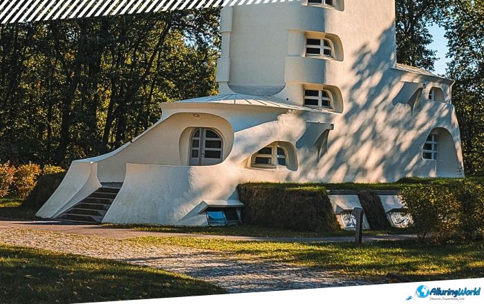 6 Einstein Tower in Potsdam