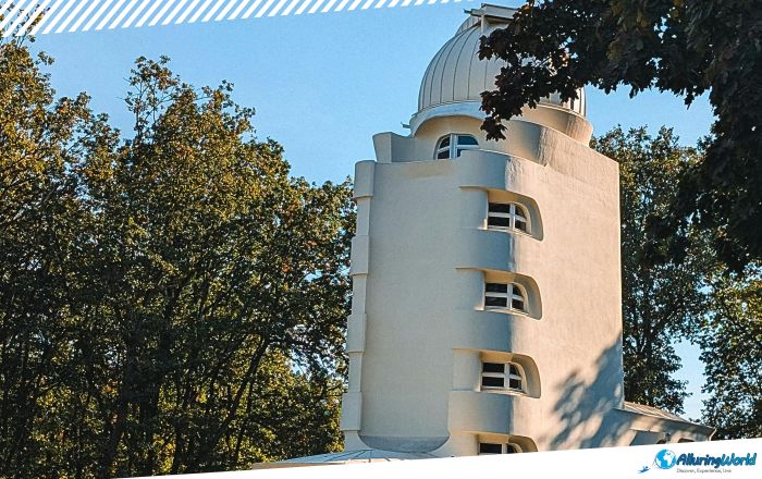 7 Einstein Tower in Potsdam