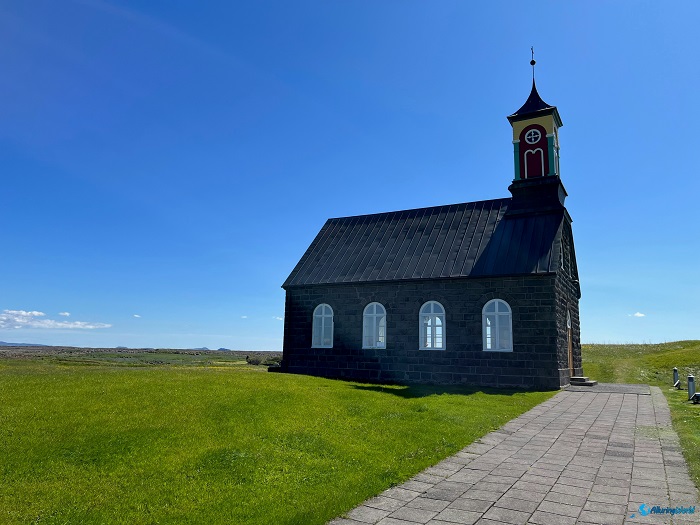 8 Hvalsneskirkja