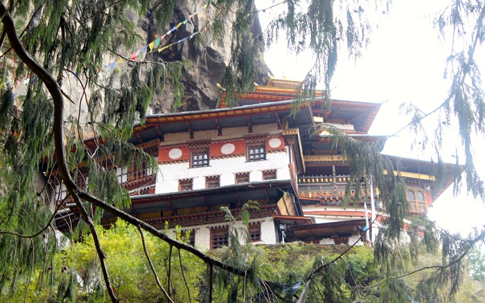 9 Taktsang