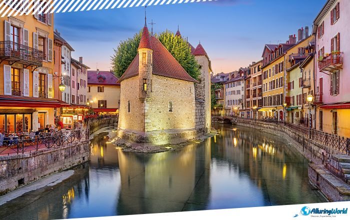 1 Palais de l’Isle in Annecy