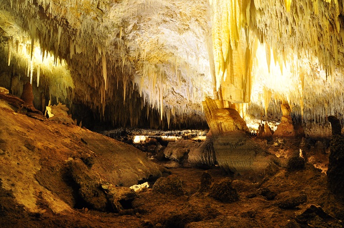 2 Jewel Cave