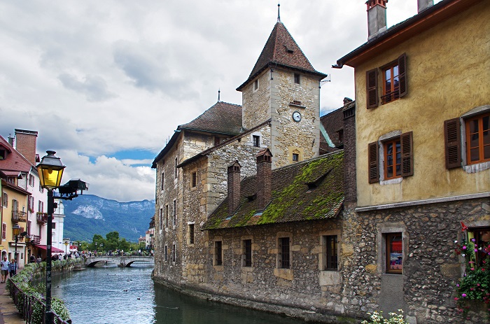 6 Annecy Palais