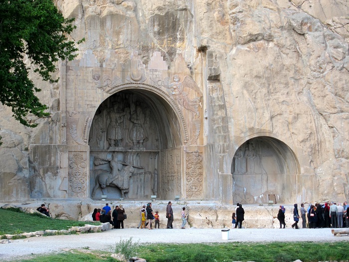 1 Taq Bostan