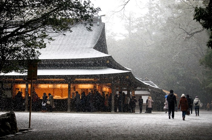 16 Ise Grand Shrine