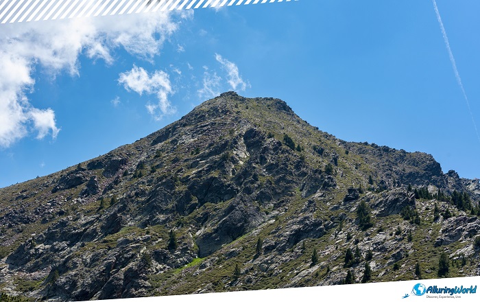 2 Coma Pedrosa Mountain