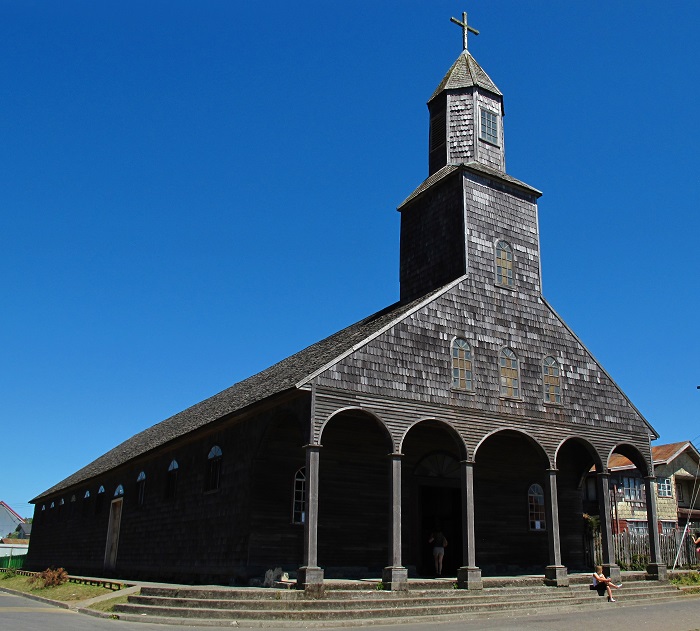 2 Achao Church