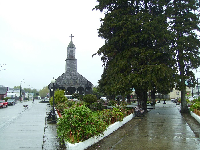 3 Achao Church