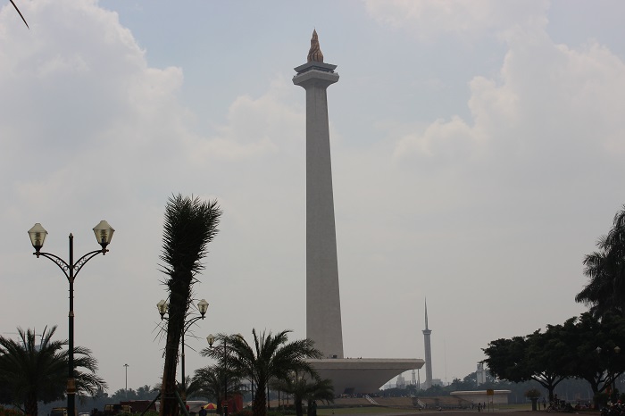 4 Monas