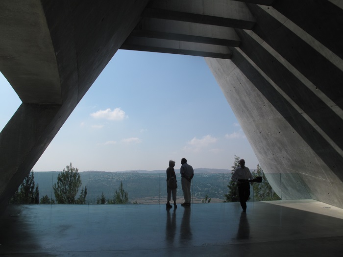 4 Yad Vashem