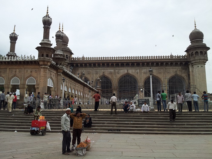 11 Makkah Masjid