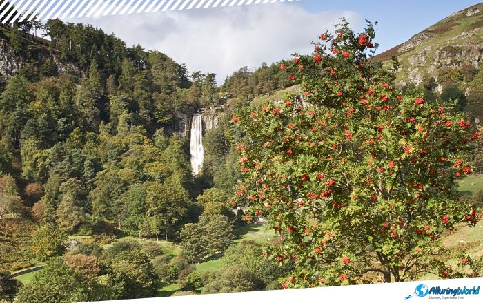 3 Pistyll Rhaeadr in Wales