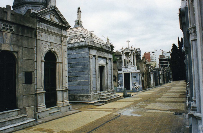 12 Recoleta Cemetery