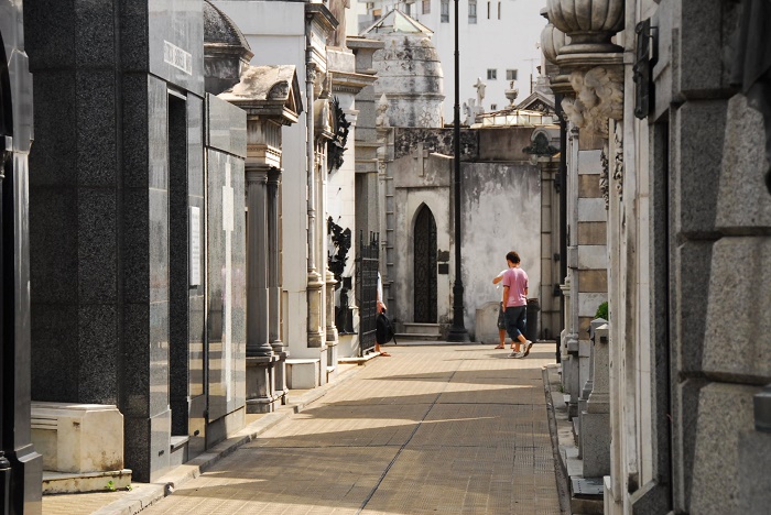 7 Recoleta Cemetery