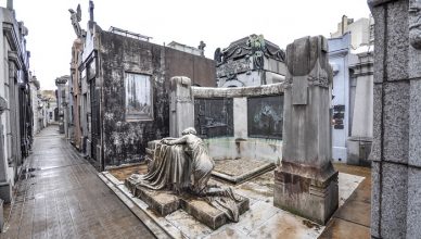 8 Recoleta Cemetery