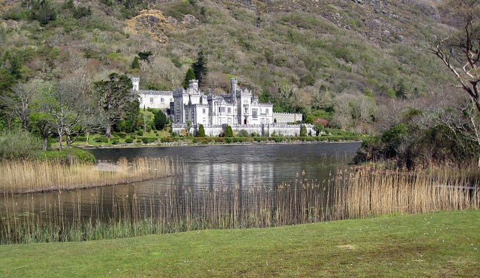 1 Kylemore Abbey