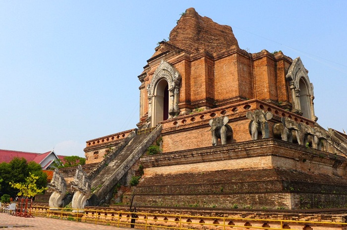 1 Wat Chedi