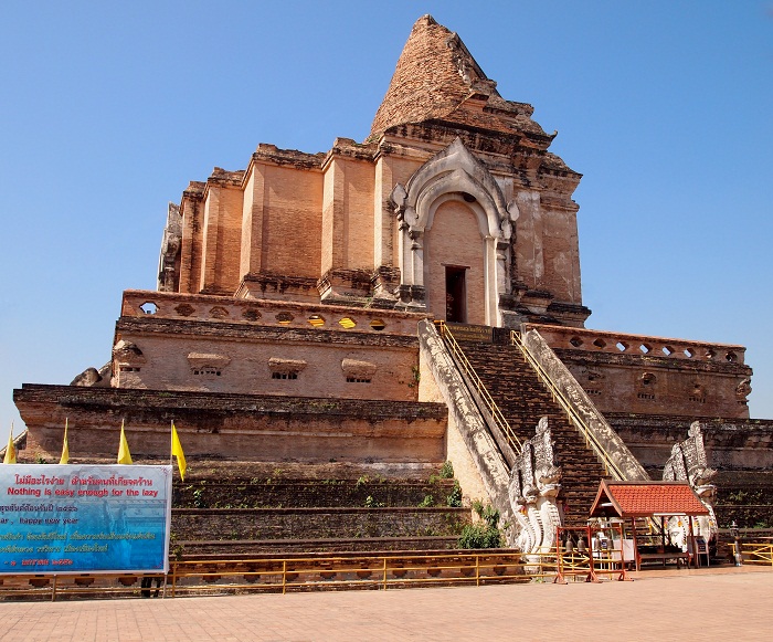 2 Wat Chedi