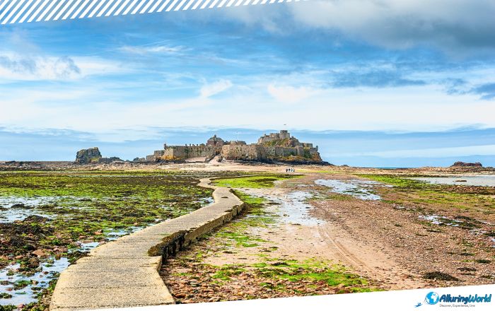 5 Elizabeth Castle in Jersey (Channel Island)