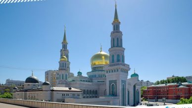 8 Moscow Cathedral Mosque