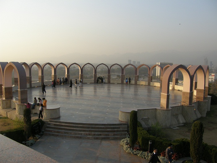 4 Pakistan Monument