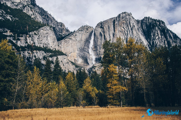 8 Yosemite Falls