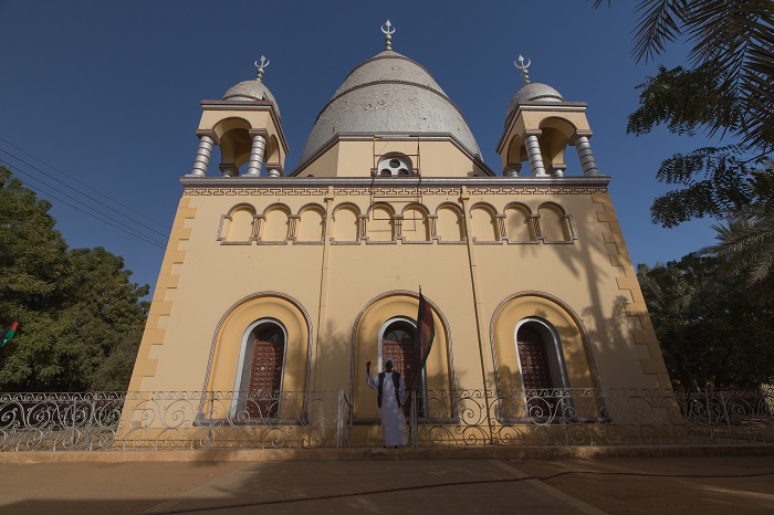 6 Mahdi Tomb