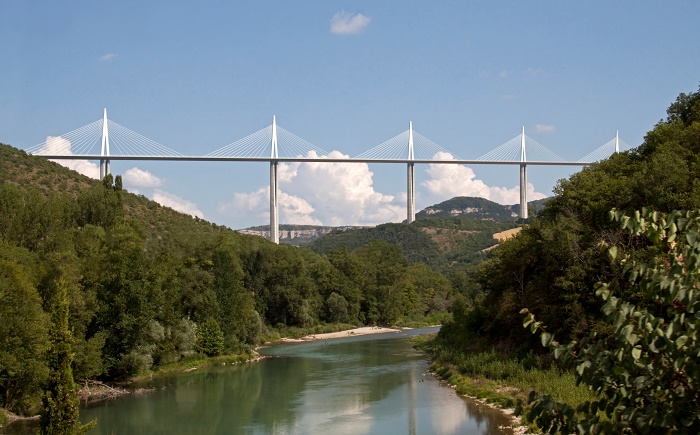 8 Millau