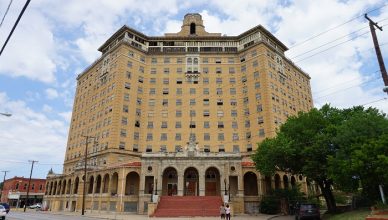 1 Baker Hotel