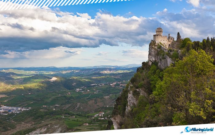 4 De La Fratta - Second Tower of San Marino