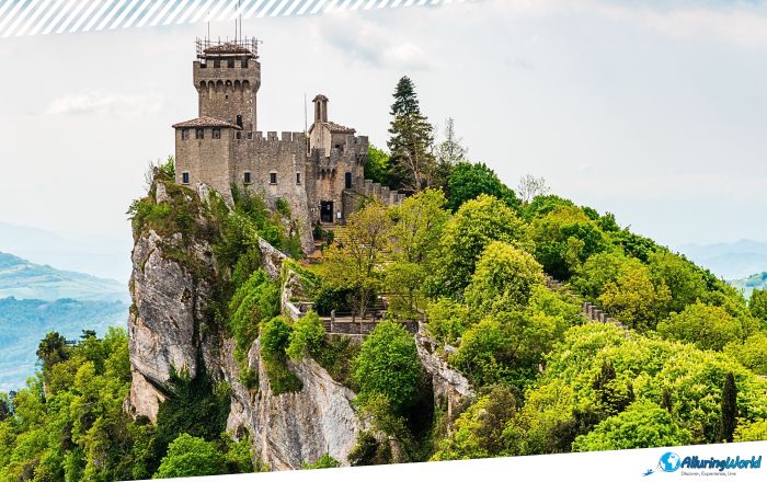 5 De La Fratta - Second Tower of San Marino