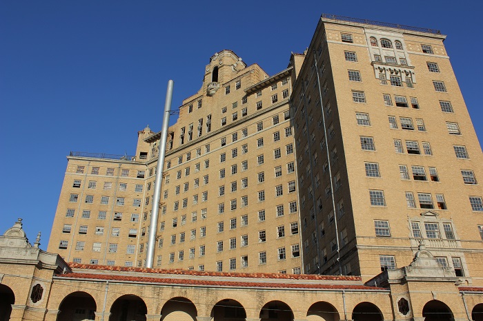 baker hotel tour