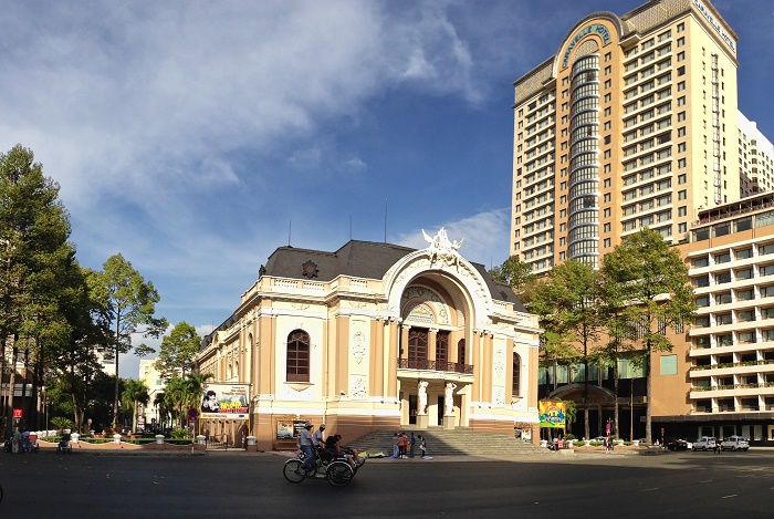 9 Saigon Opera
