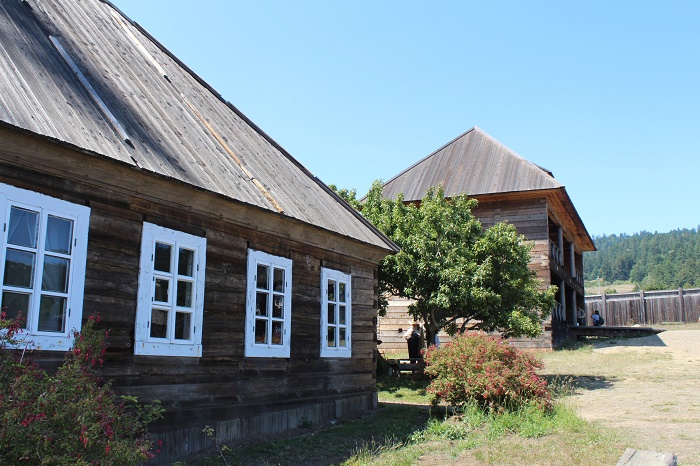 1 Fort Ross