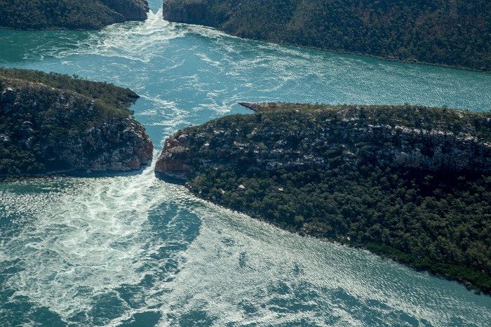 4 Horizontal Australia