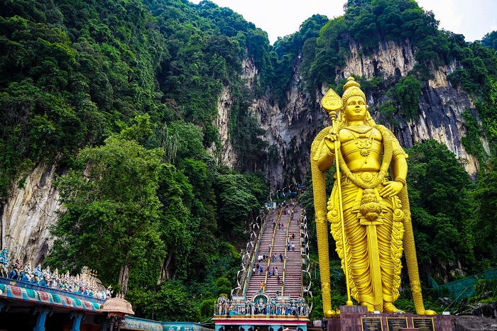 7 Batu Caves