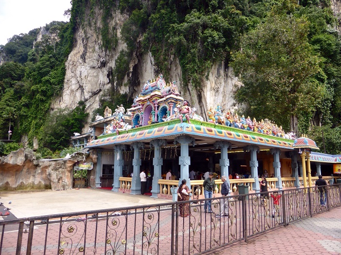 8 Batu Caves