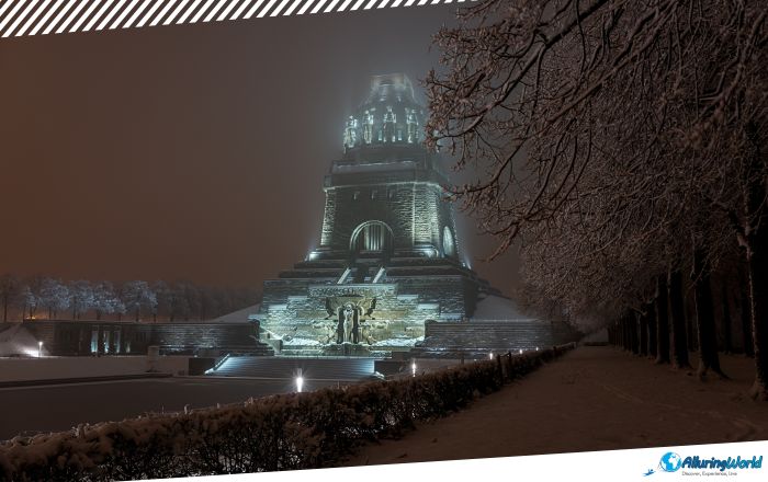 8 Monument to the Battle of the Nations - Völkerschlachtdenkmal