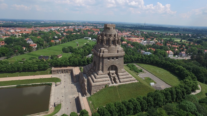 9 Leipzig Monument