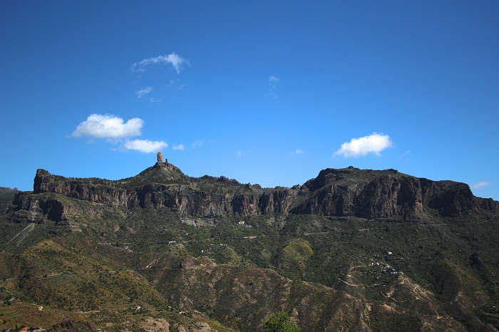 2 Roque Nublo