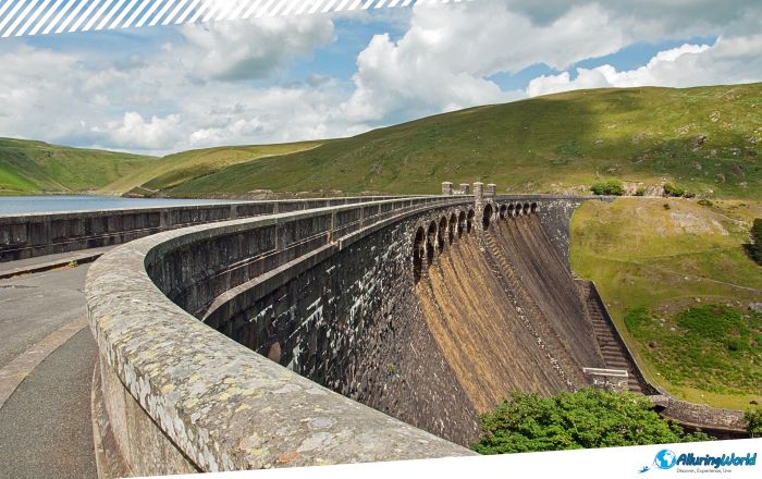 5 Elan Valley Reservoirs in Wales