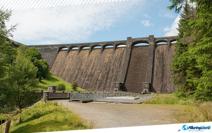 6 Elan Valley Reservoirs in Wales