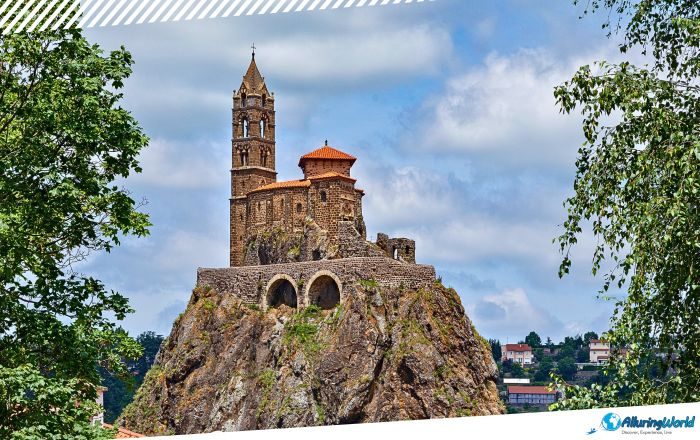 4 Saint Michel d’Aiguilhe Church