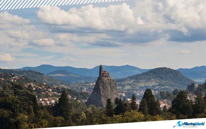 5 Saint Michel d’Aiguilhe Church