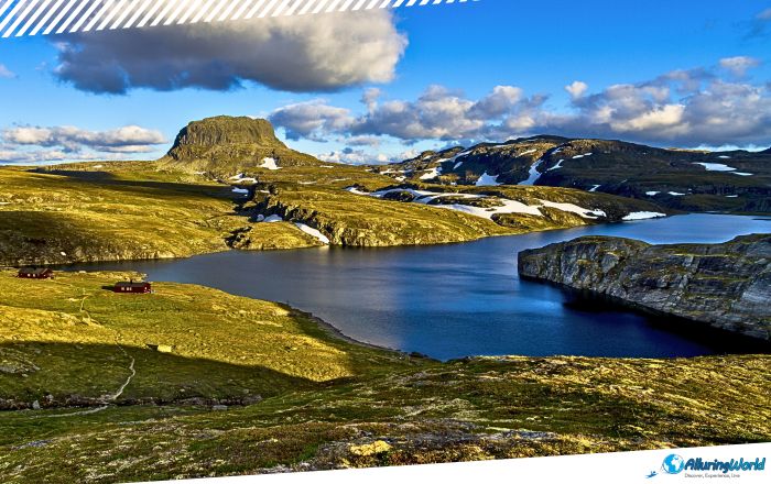 7 Hårteigen Mountain