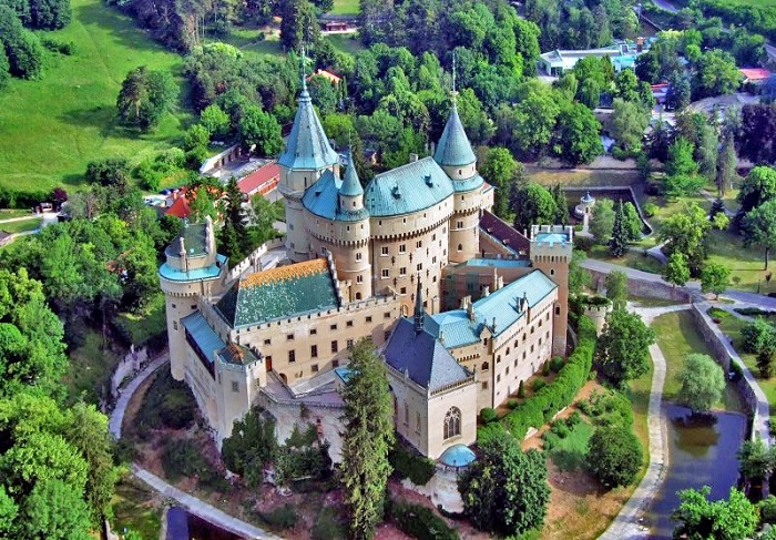 1 Bojnice Castle