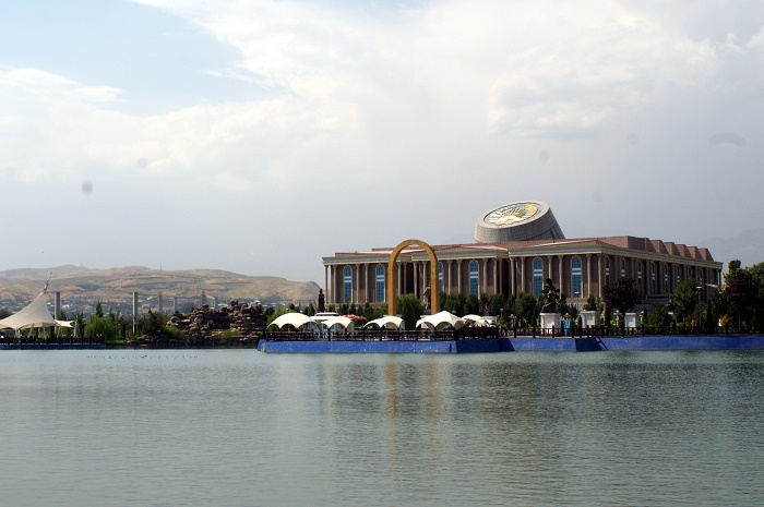 2 Tajikistan Museum