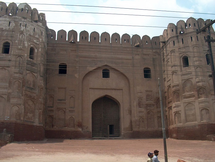 16 Lahore Fort