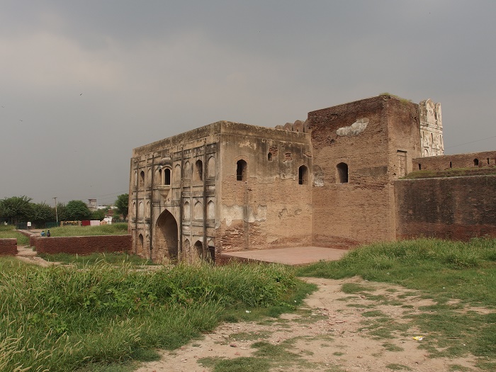 2 Lahore Fort