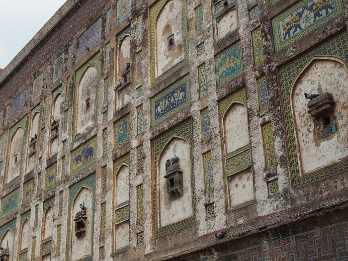 8 Lahore Fort